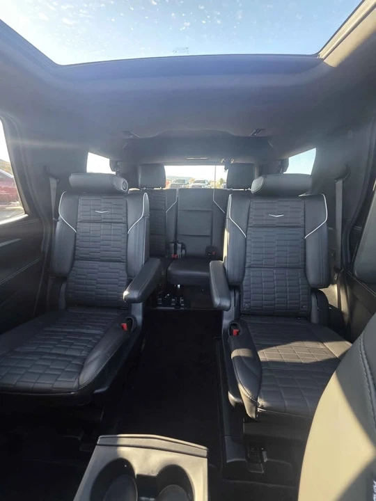 2025 Cadillac Escalade 5th Gen - Image 8 of 15