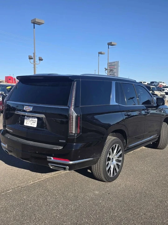 2025 Cadillac Escalade 5th Gen - Image 6 of 15