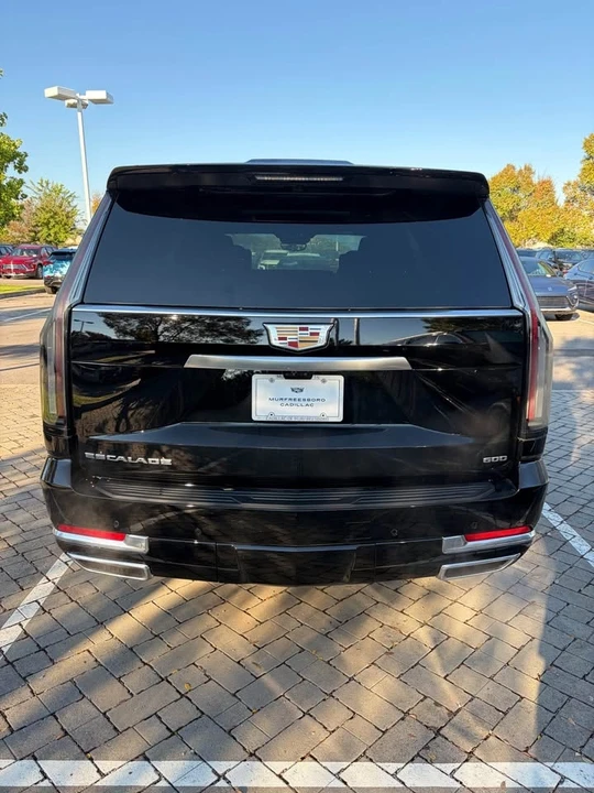 2025 Cadillac Escalade 5th Gen - Image 4 of 14