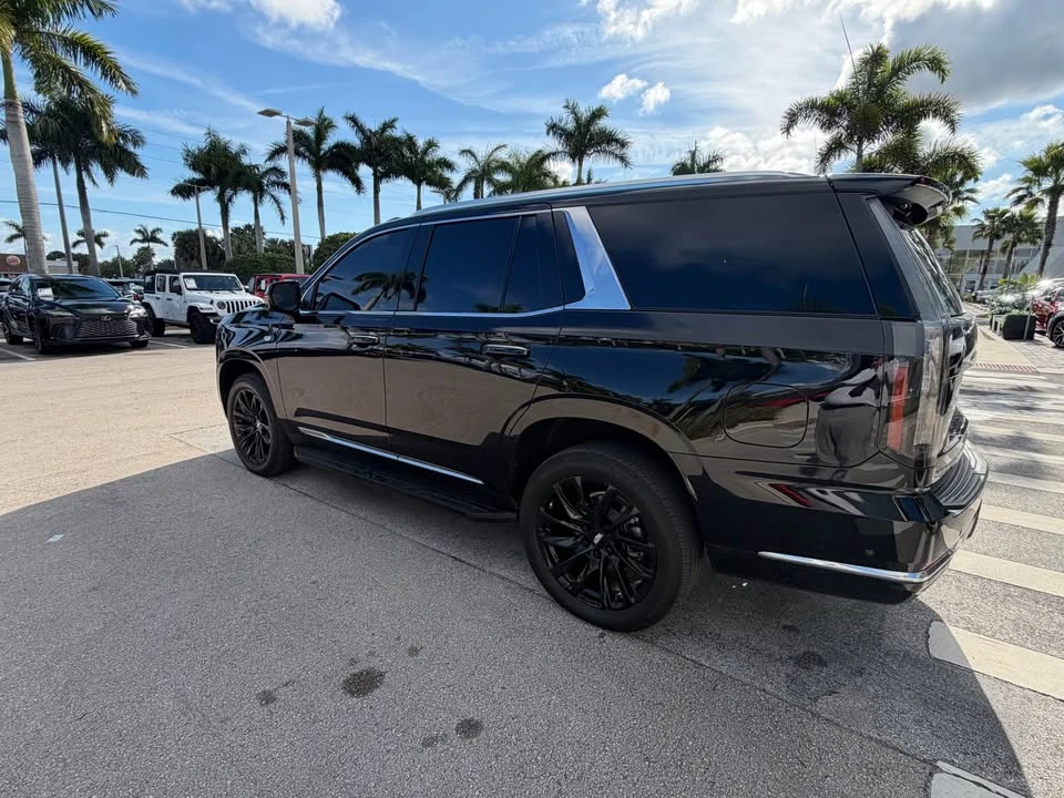 2025 Cadillac Escalade 5th Gen - Image 2 of 11