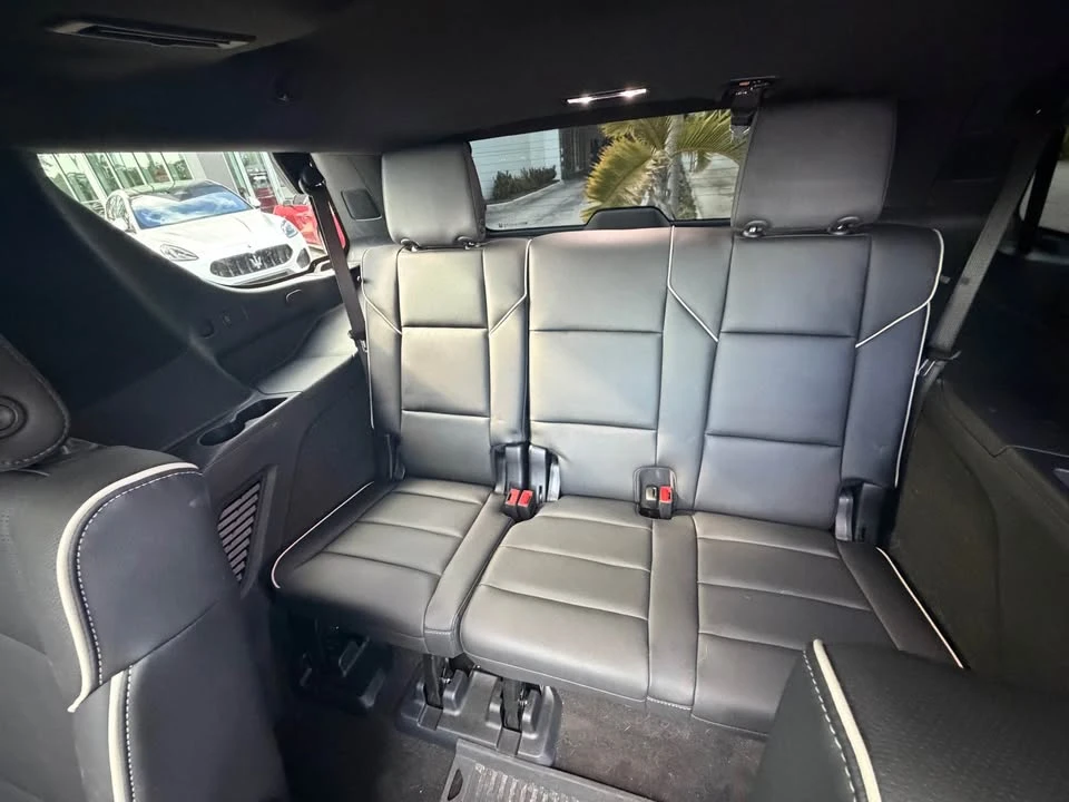 2025 Cadillac Escalade 5th Gen - Image 7 of 11