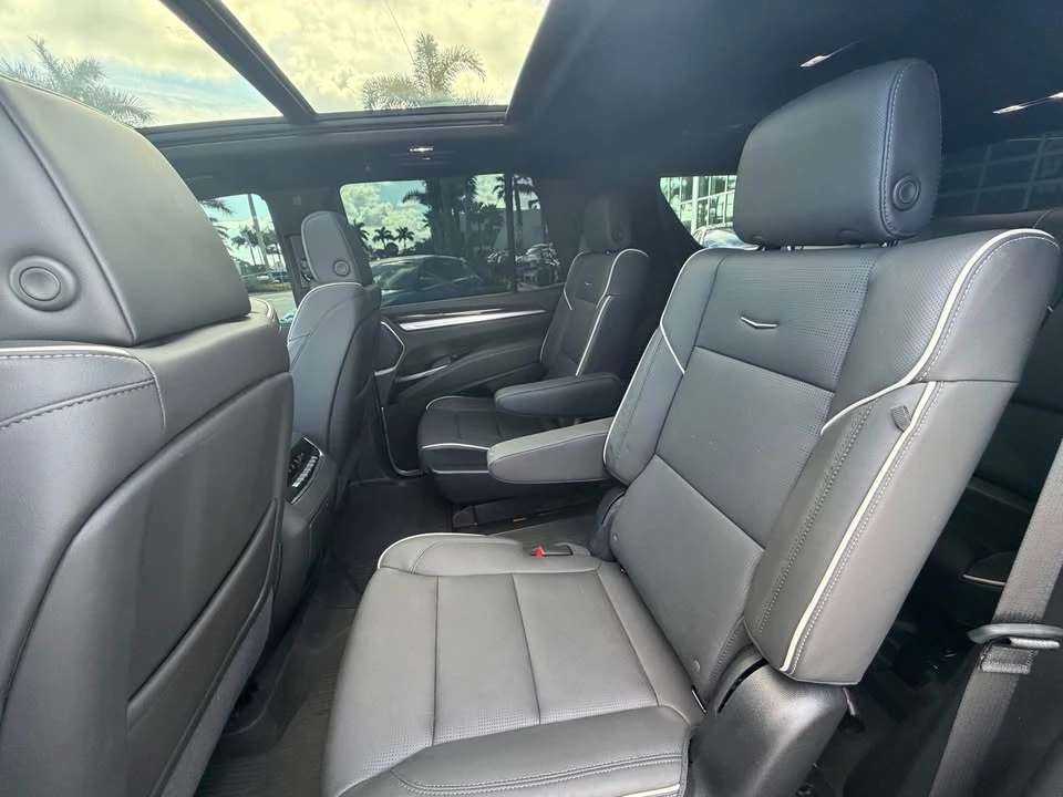 2025 Cadillac Escalade 5th Gen - Image 6 of 11