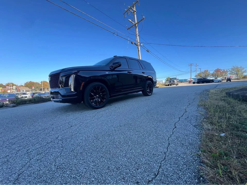 2025 Cadillac Escalade 5th Gen - Image 19 of 20