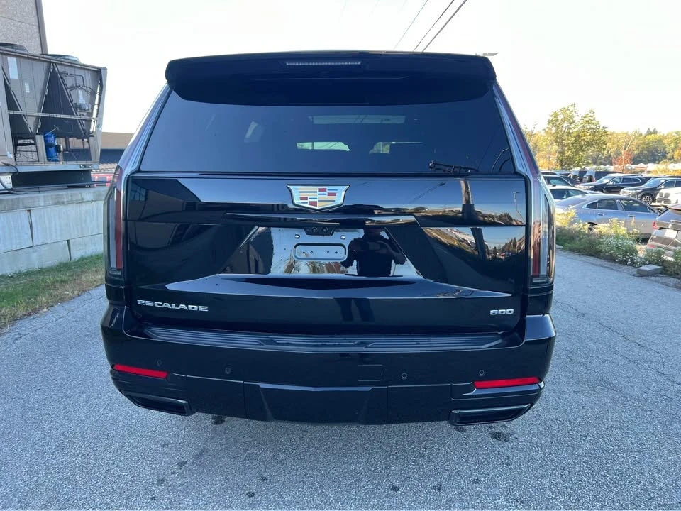 2025 Cadillac Escalade 5th Gen - Image 8 of 20