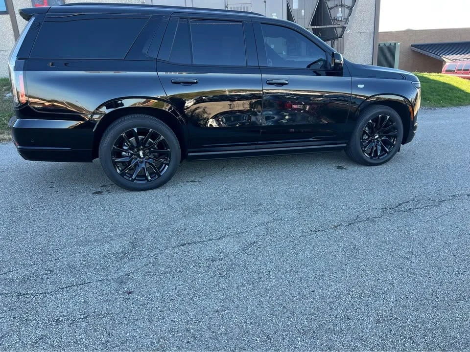 2025 Cadillac Escalade 5th Gen - Image 5 of 20