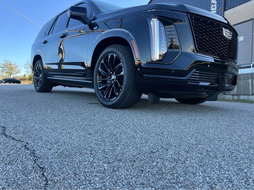 2025 Cadillac Escalade 5th Gen - Image 6 of 20