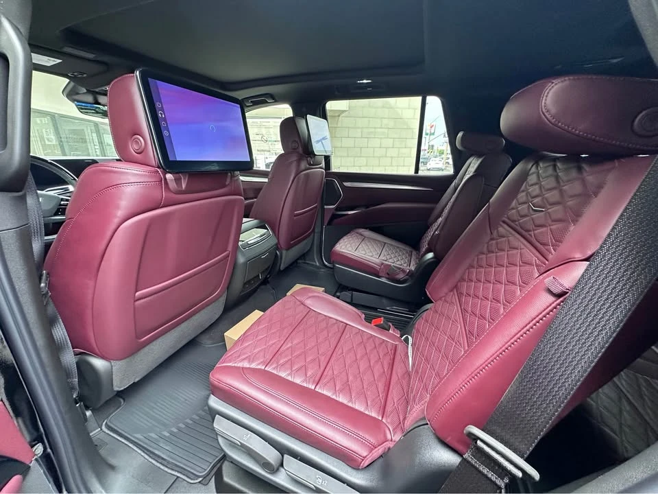 2025 Cadillac Escalade 5th Gen - Image 6 of 17