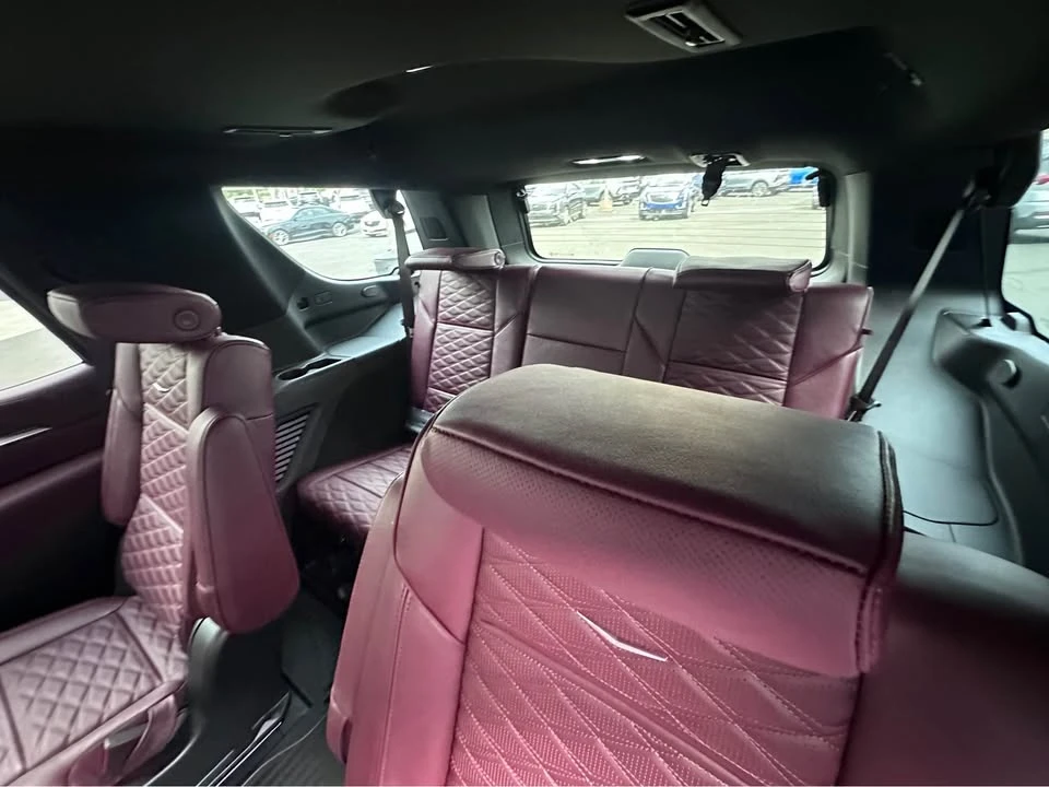 2025 Cadillac Escalade 5th Gen - Image 9 of 17