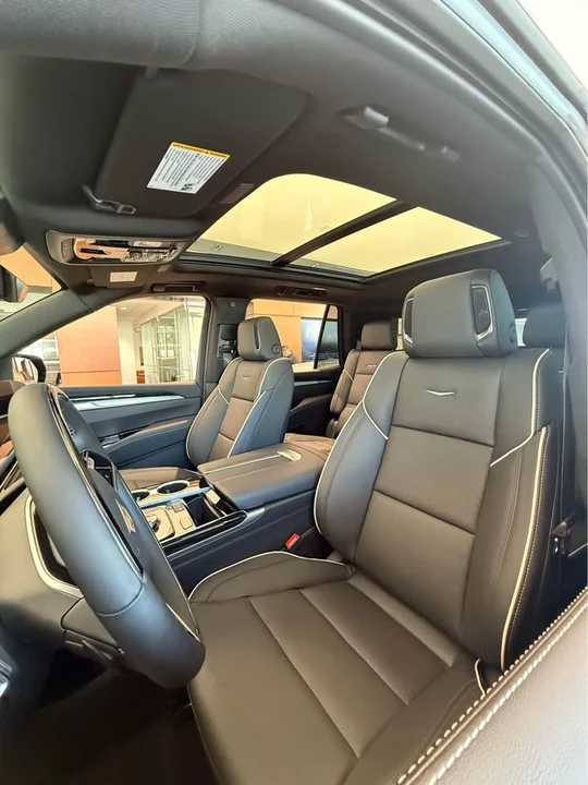 2025 Cadillac Escalade 5th Gen - Image 4 of 6