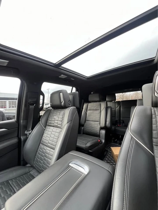 2025 Cadillac Escalade-V 5th Gen - Image 9 of 13