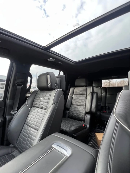 2025 Cadillac Escalade-V 5th Gen - Image 8 of 13