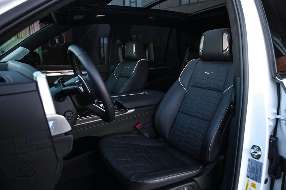 2025 Cadillac Escalade-V 5th Gen - Image 10 of 15