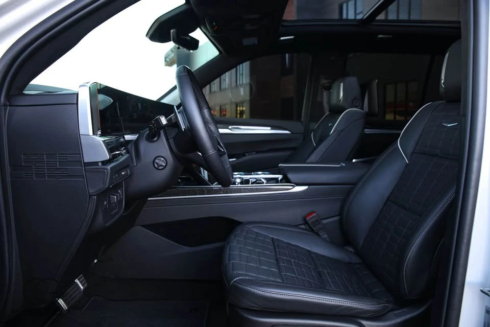 2025 Cadillac Escalade-V 5th Gen - Image 9 of 15