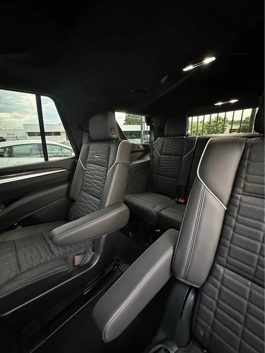 2025 Cadillac Escalade-V 5th Gen - Image 9 of 11