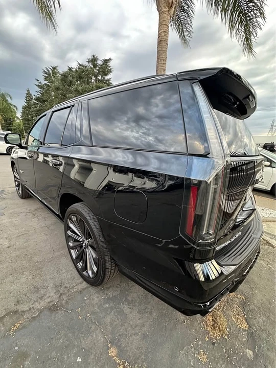 2025 Cadillac Escalade-V 5th Gen - Image 7 of 11