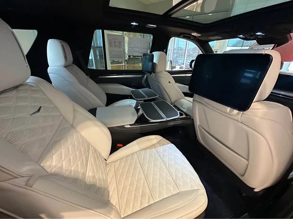 2025 Cadillac Escalade-V 5th Gen - Image 10 of 14