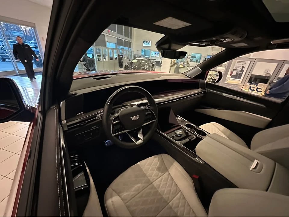 2025 Cadillac Escalade-V 5th Gen - Image 6 of 14