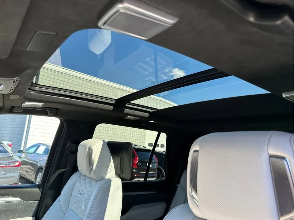 2025 Cadillac Escalade-V 5th Gen - Image 12 of 20