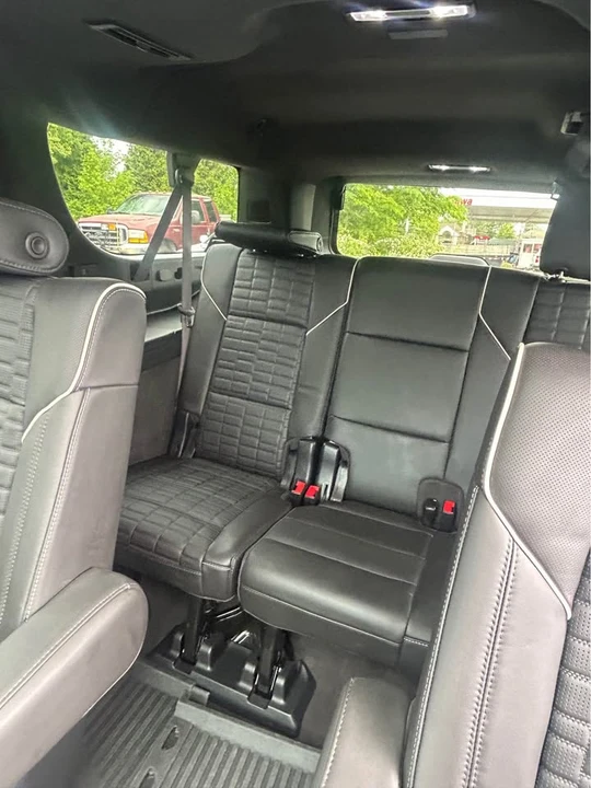 2025 Cadillac Escalade 5th Gen - Image 17 of 17
