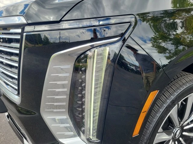 2025 Cadillac Escalade 5th Gen - Image 4 of 20