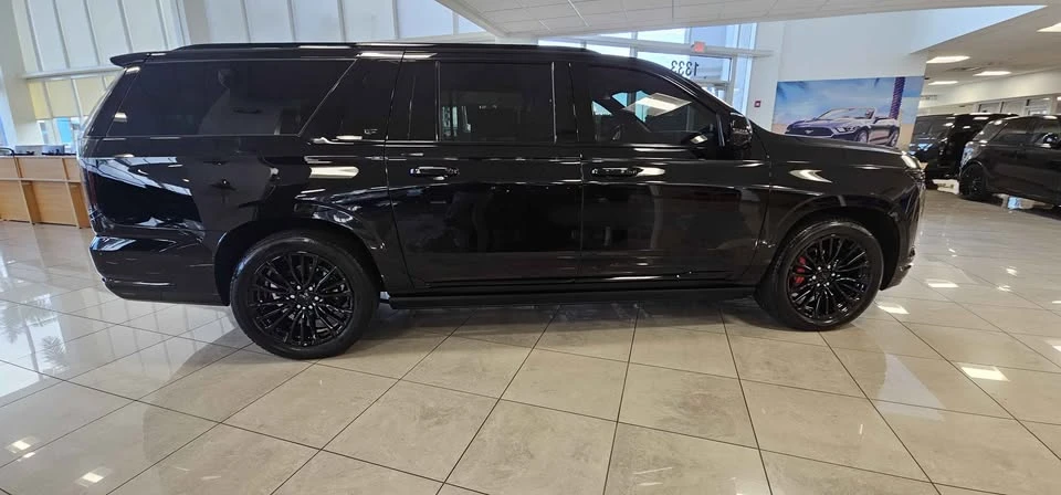 2025 Cadillac Escalade 5th Gen - Image 7 of 7