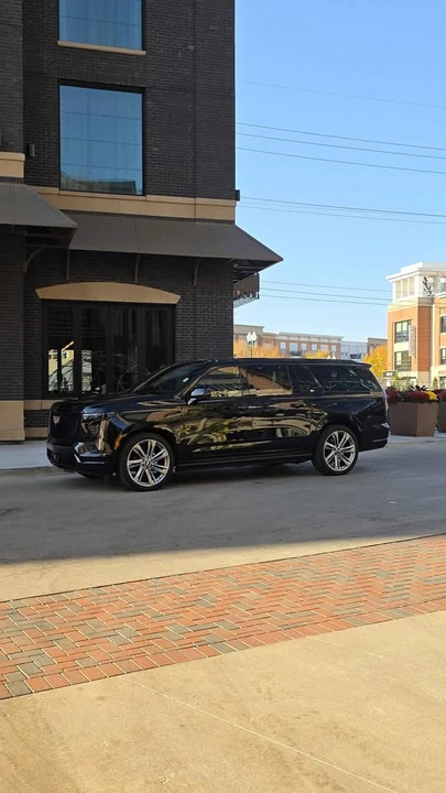 2025 Cadillac Escalade 5th Gen - Image 2 of 15