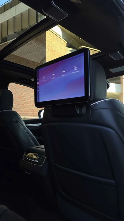 2025 Cadillac Escalade 5th Gen - Image 10 of 15