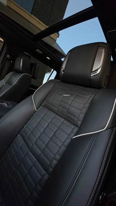 2025 Cadillac Escalade 5th Gen - Image 4 of 15
