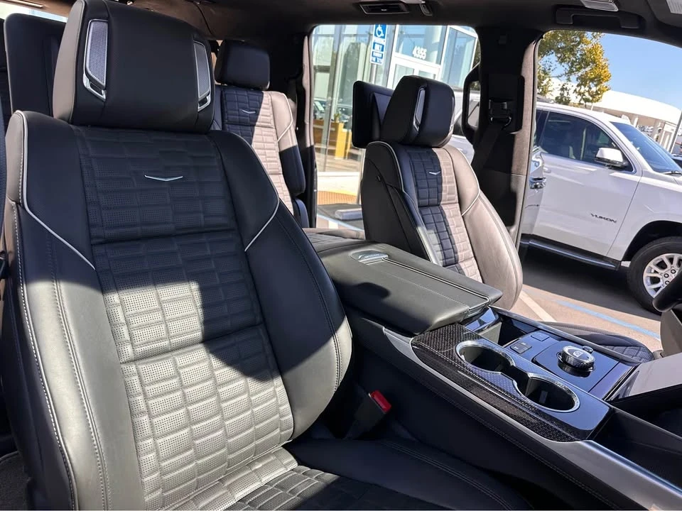 2025 Cadillac Escalade-V 5th Gen - Image 9 of 20