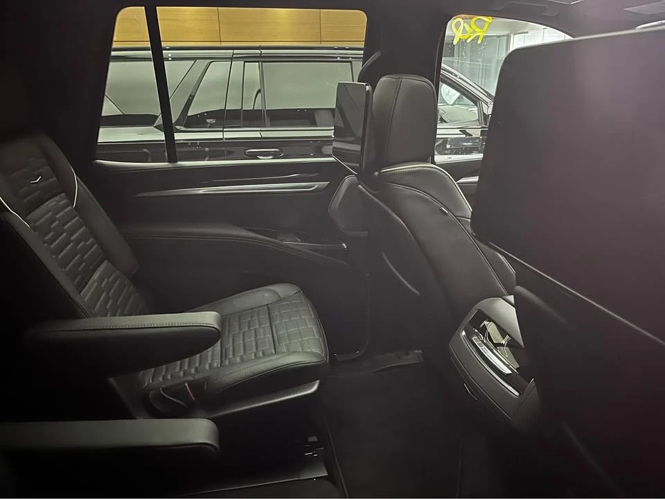 2025 Cadillac Escalade-V 5th Gen - Image 9 of 11