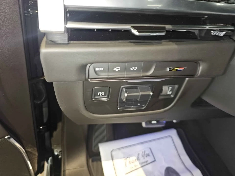 2025 Cadillac Escalade-V 5th Gen - Image 12 of 18