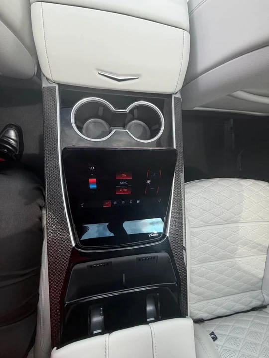 2025 Cadillac Escalade-V 5th Gen - Image 18 of 20