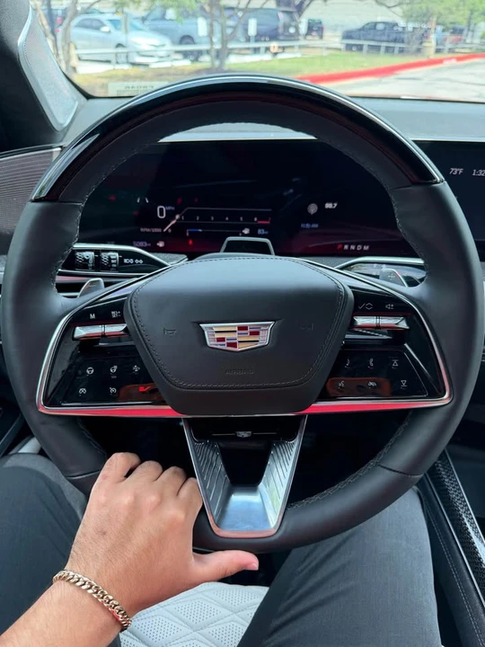 2025 Cadillac Escalade-V 5th Gen - Image 10 of 20