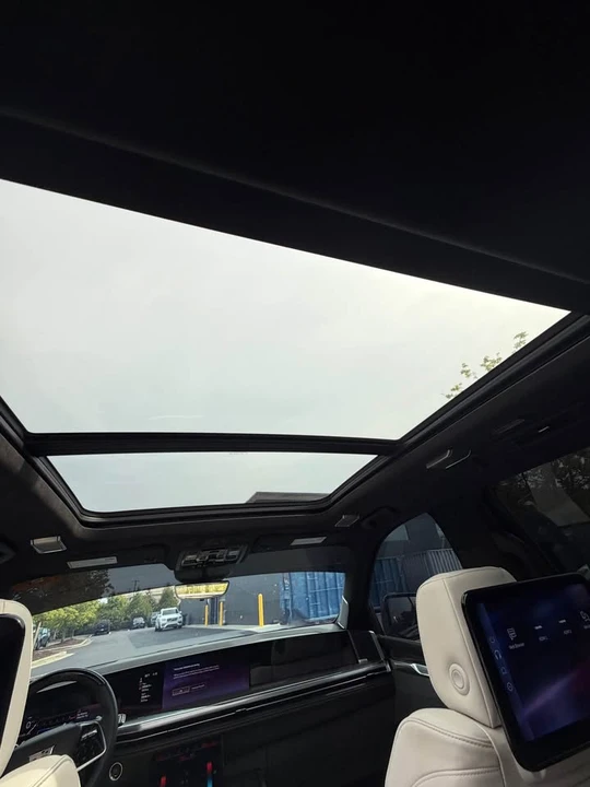 2025 Cadillac Escalade-V 5th Gen - Image 10 of 20