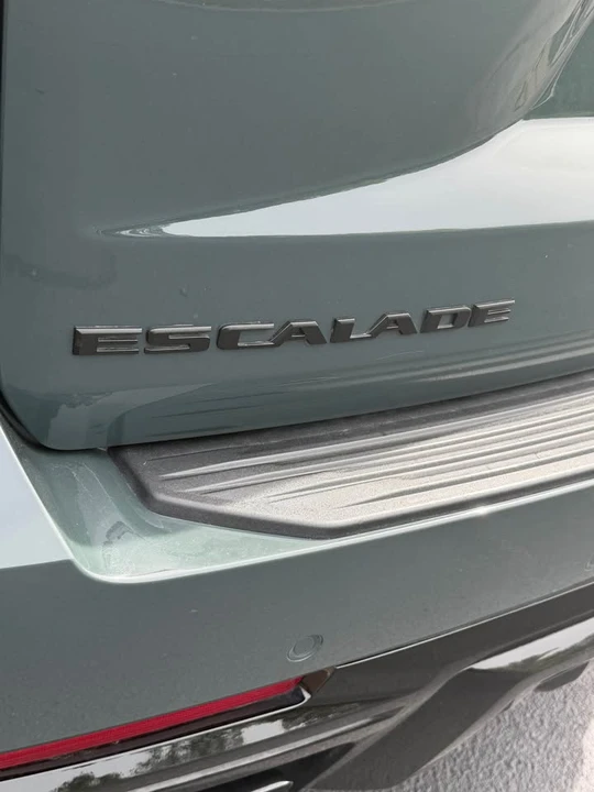 2025 Cadillac Escalade-V 5th Gen - Image 13 of 20