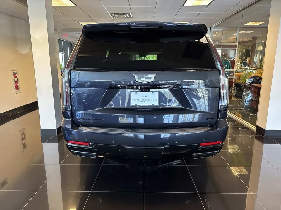 2025 Cadillac Escalade 5th Gen - Image 5 of 20