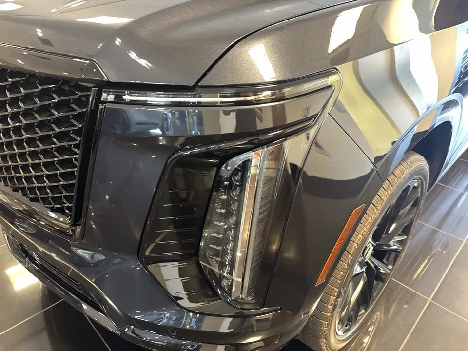 2025 Cadillac Escalade 5th Gen - Image 7 of 20