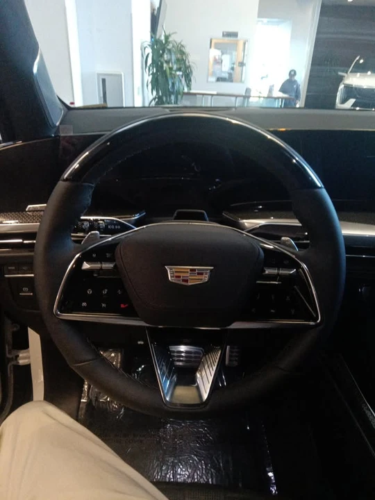 2025 Cadillac Escalade-V 5th Gen - Image 10 of 14