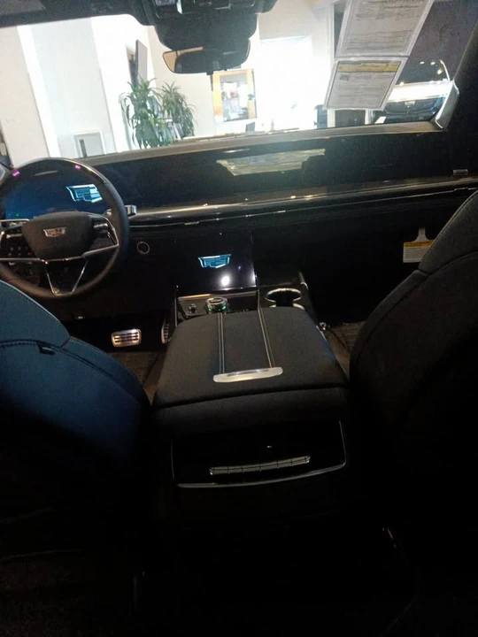 2025 Cadillac Escalade-V 5th Gen - Image 12 of 14
