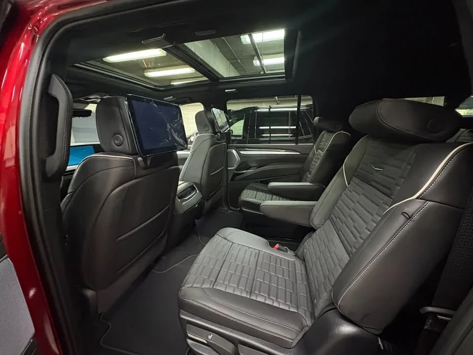 2025 Cadillac Escalade-V 5th Gen - Image 10 of 18