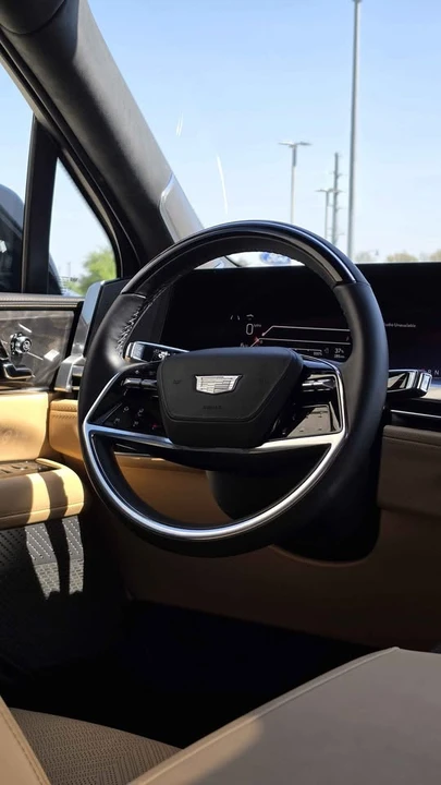 2025 Cadillac Escalade IQ - Image 6 of 16