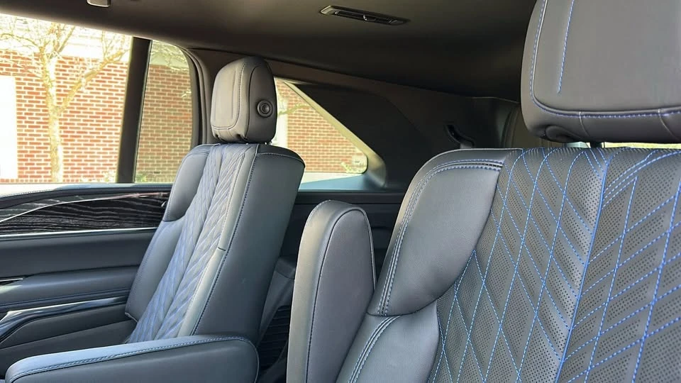 2025 Cadillac Escalade IQ - Image 18 of 20