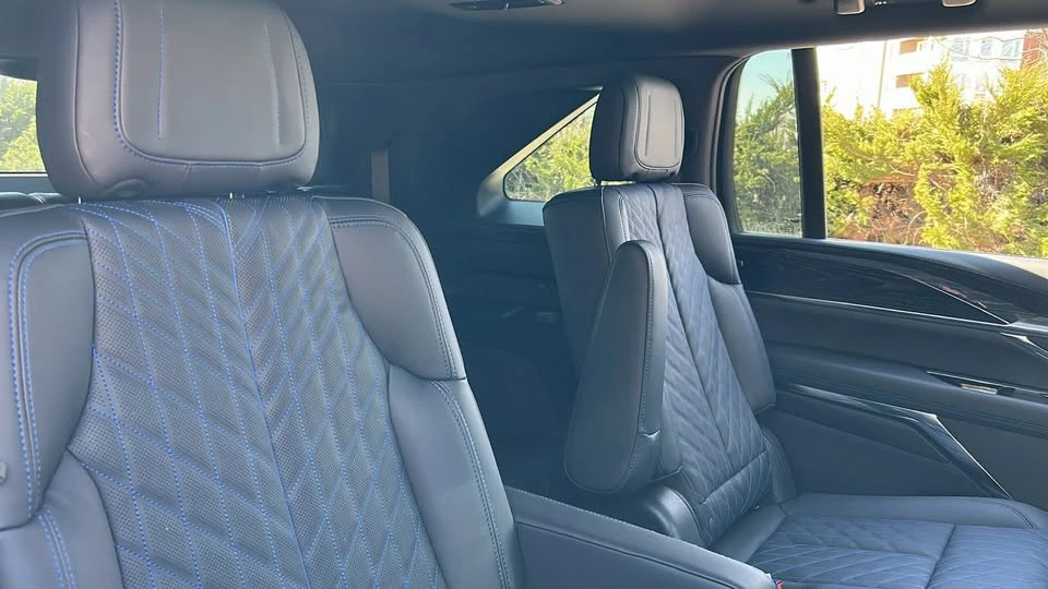 2025 Cadillac Escalade IQ - Image 12 of 20