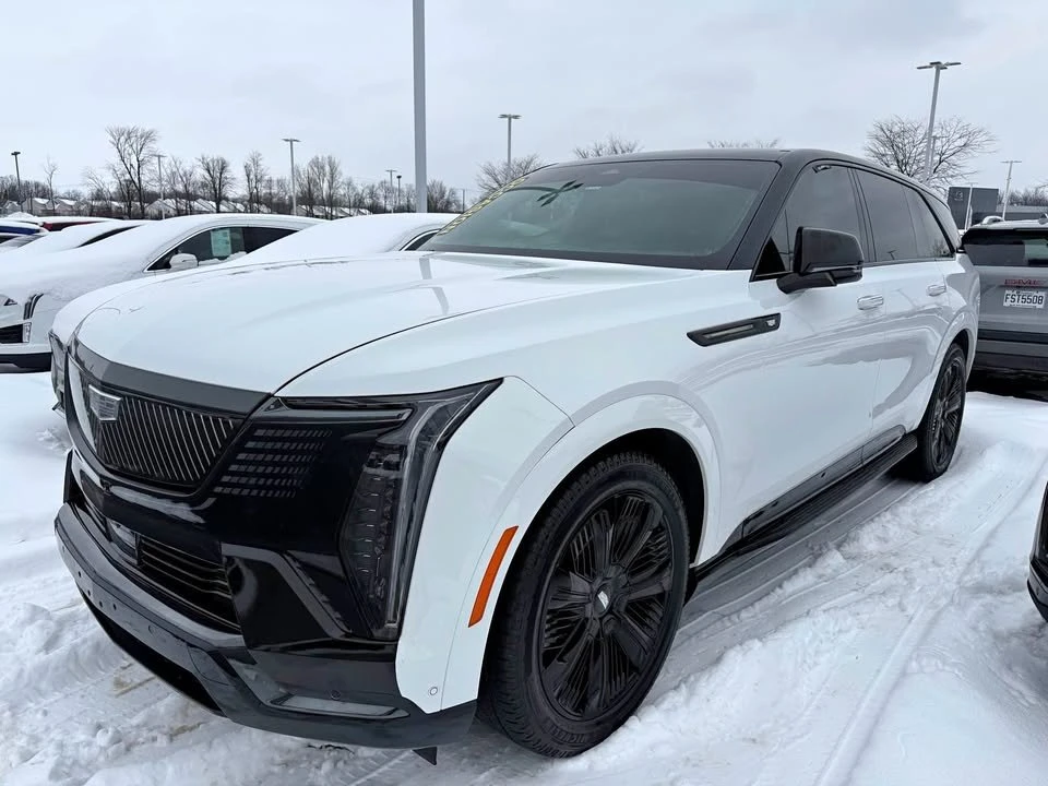 2025 Cadillac Escalade IQ - Image 2 of 17