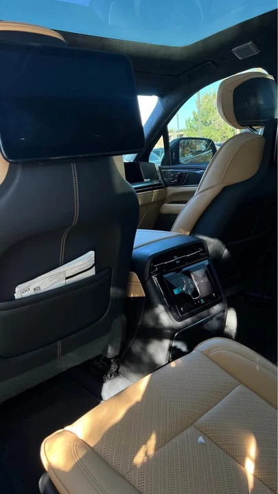 2025 Cadillac Escalade IQ - Image 6 of 7