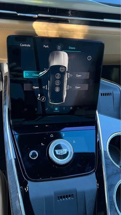 2025 Cadillac Escalade IQ - Image 7 of 7