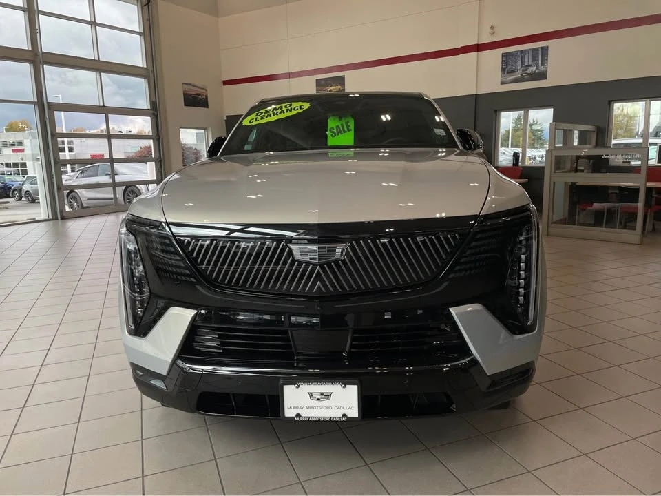 2025 Cadillac Escalade IQ - Image 2 of 19