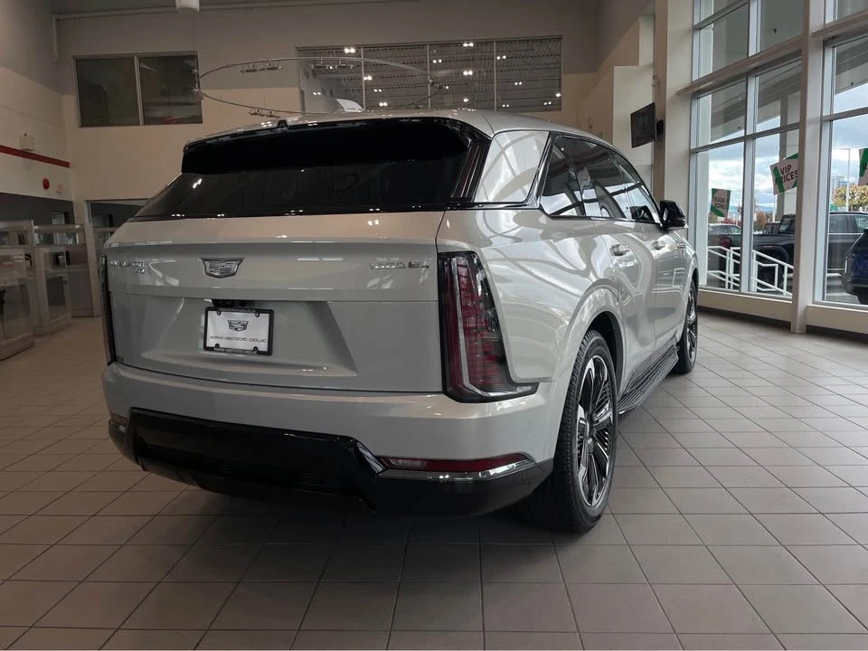 2025 Cadillac Escalade IQ - Image 7 of 19