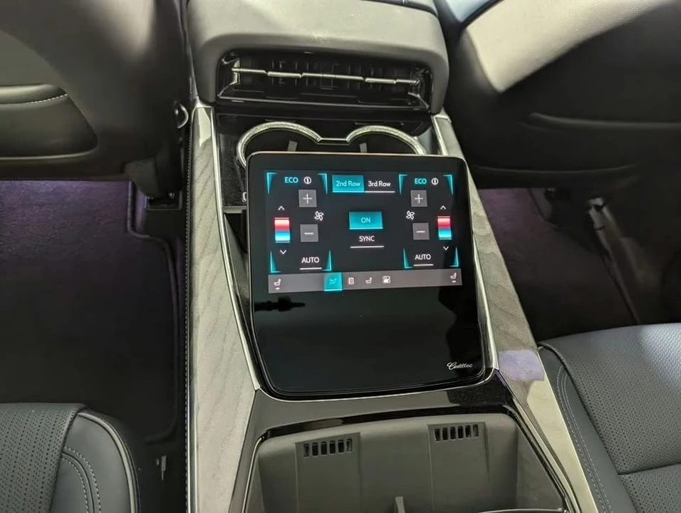 2025 Cadillac Escalade IQ - Image 9 of 11