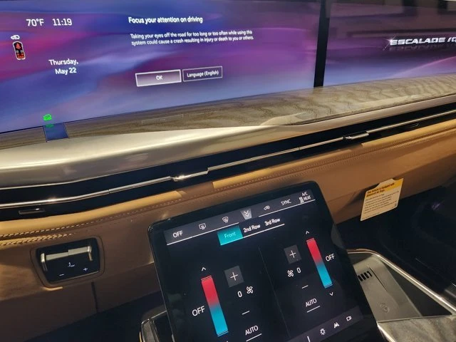 2025 Cadillac Escalade IQ - Image 10 of 17